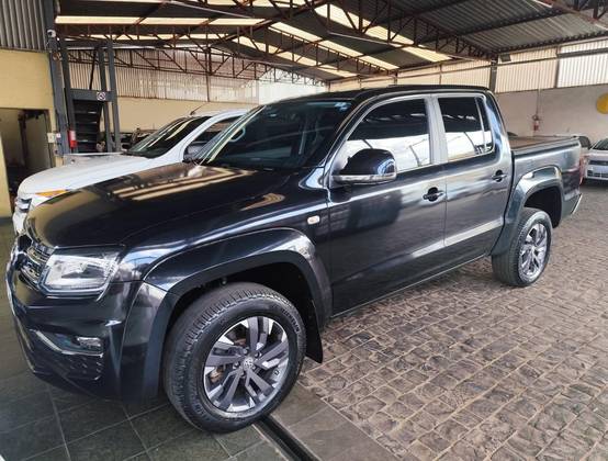 VOLKSWAGEN AMAROK 3.0 V6 TDI DIESEL HIGHLINE CD 4MOTION AUTOMÁTICO